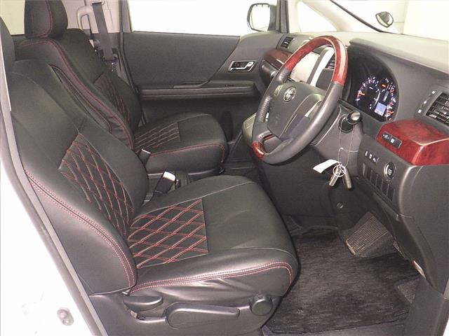 TOYOTA VELLFIRE 2008