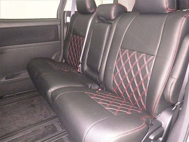 TOYOTA VELLFIRE 2008