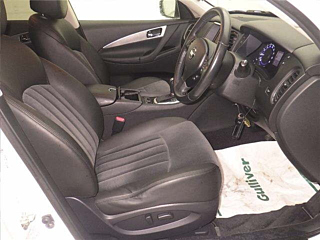 NISSAN SKYLINE CROSSOVER 2011