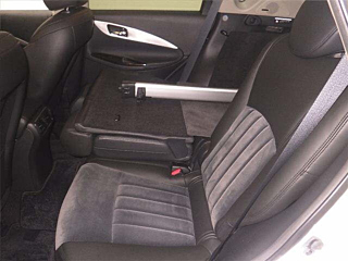 NISSAN SKYLINE CROSSOVER 2011