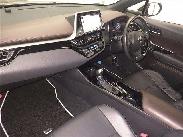 TOYOTA C-HR 2018
