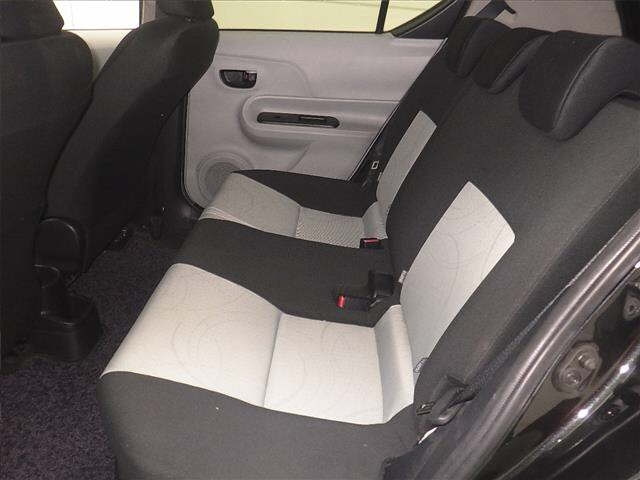 TOYOTA AQUA 2012