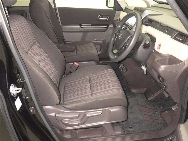 HONDA FREED 2019