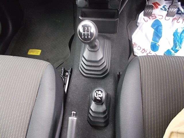 SUZUKI JIMNY 2021