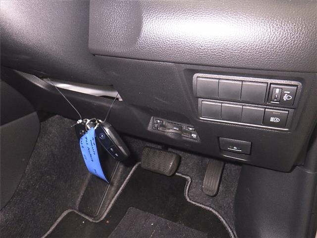 TOYOTA YARIS 2024