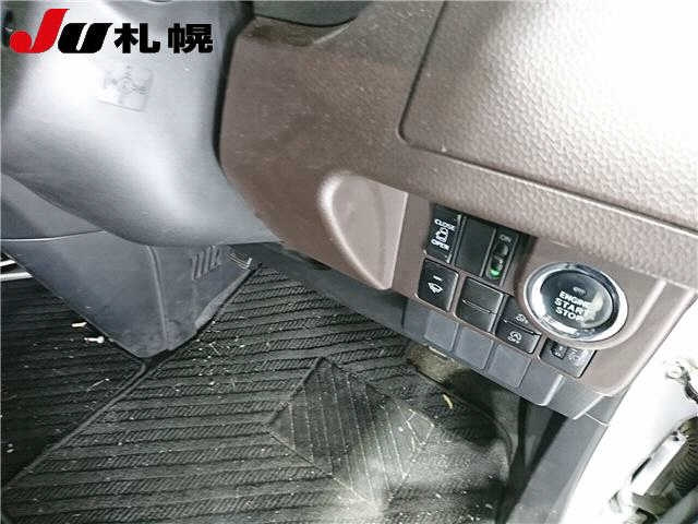 TOYOTA TANK 2018