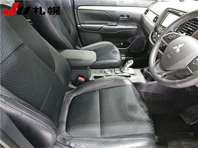 MITSUBISHI OUTLANDER PHEV 2014