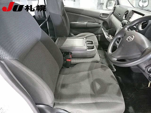 NISSAN CARAVAN VAN 2018