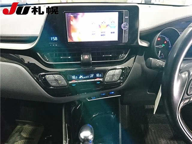 TOYOTA C-HR 2017