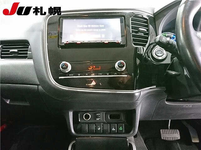 MITSUBISHI OUTLANDER PHEV 2020