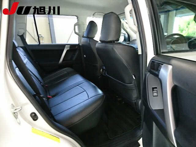 TOYOTA LAND CRUISER PRADO 2015