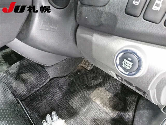 TOYOTA ISIS 2010