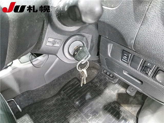 NISSAN AD 2015