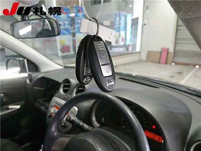 NISSAN MARCH 2011