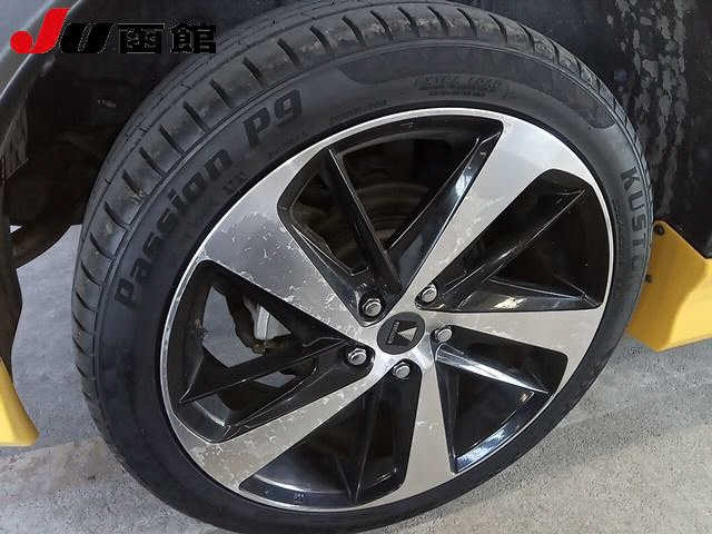 TOYOTA C-HR 2016