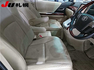 TOYOTA ALPHARD 2008