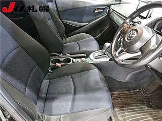 MAZDA DEMIO 2015