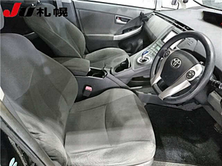 TOYOTA PRIUS 2011