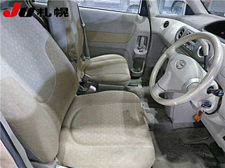 TOYOTA PORTE 2008