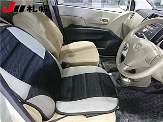 DAIHATSU MIRA 2010