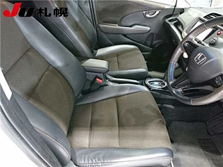 HONDA FIT SHUTTLE 2013