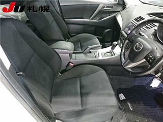 MAZDA AXELA 2011