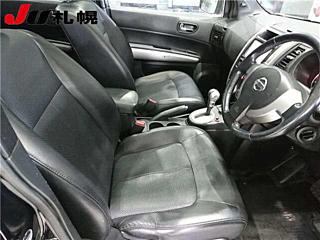 NISSAN X-TRAIL 2011