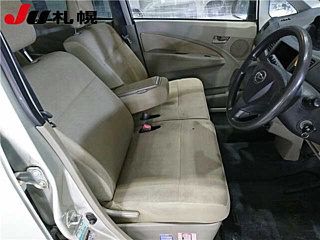 DAIHATSU MOVE 2012