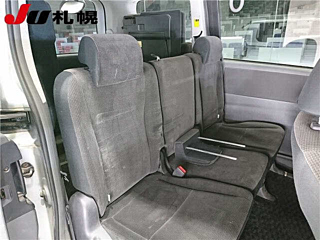 TOYOTA VOXY 2008