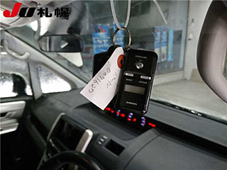 TOYOTA NOAH 2011