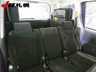 TOYOTA VOXY 2008