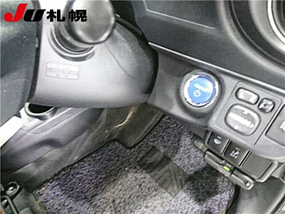 TOYOTA AQUA 2012