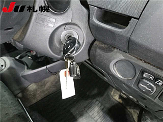 TOYOTA VITZ 2008