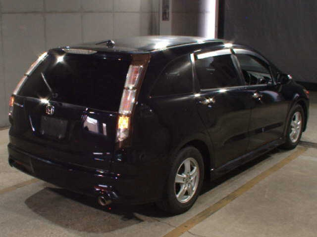 HONDA STREAM 2010