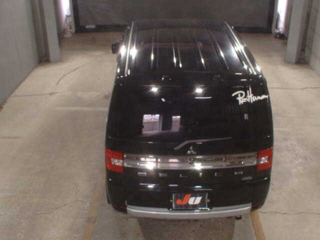 MITSUBISHI DELICA D5 2013