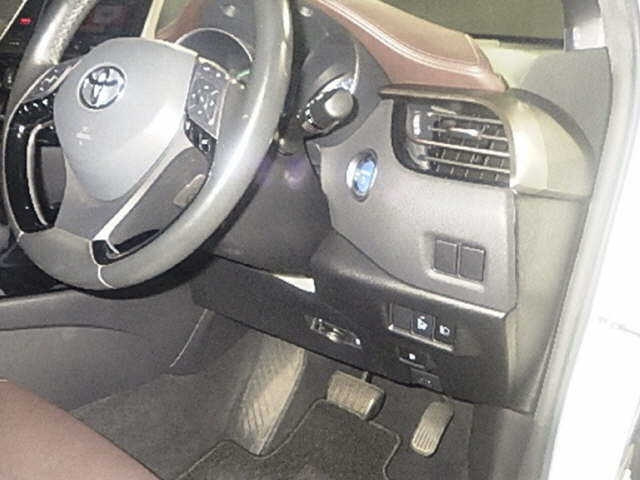 TOYOTA C-HR 2018