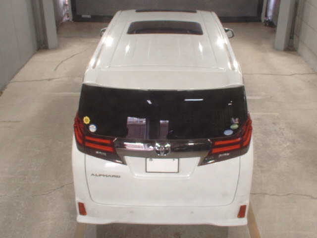 TOYOTA ALPHARD 2016