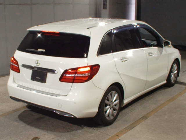 MERCEDES BENZ B CLASS 2016