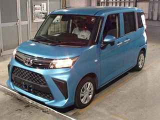 TOYOTA ROOMY 2022