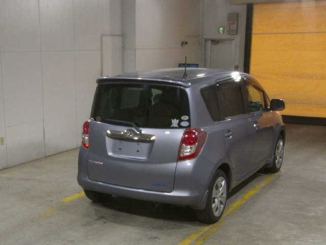 TOYOTA RACTIS 2010