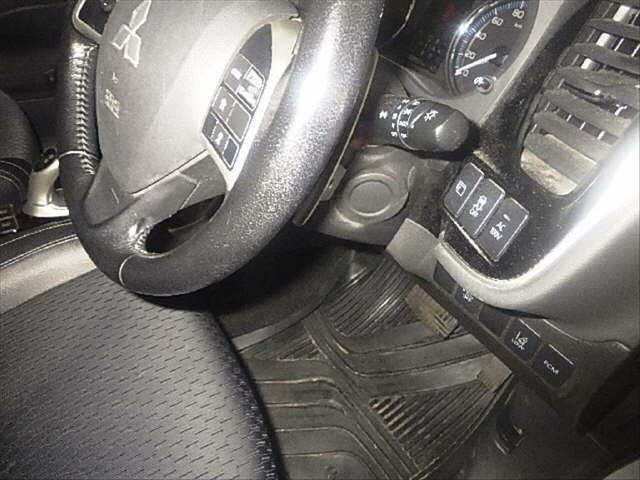 MITSUBISHI OUTLANDER PHEV 2013