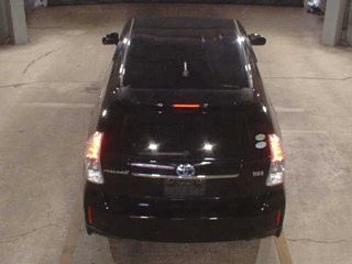 TOYOTA PRIUS ALPHA 2012
