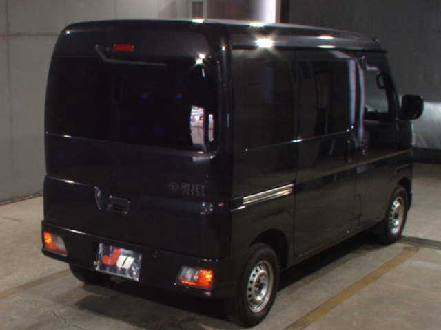 DAIHATSU HIJET VAN 2022