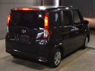 TOYOTA ROOMY 2022