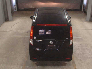 TOYOTA ROOMY 2022