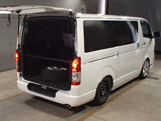 TOYOTA HIACE VAN 2017
