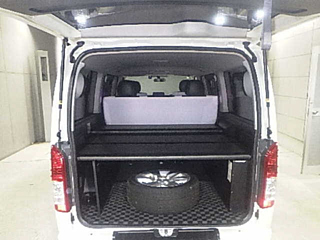 TOYOTA HIACE VAN 2017