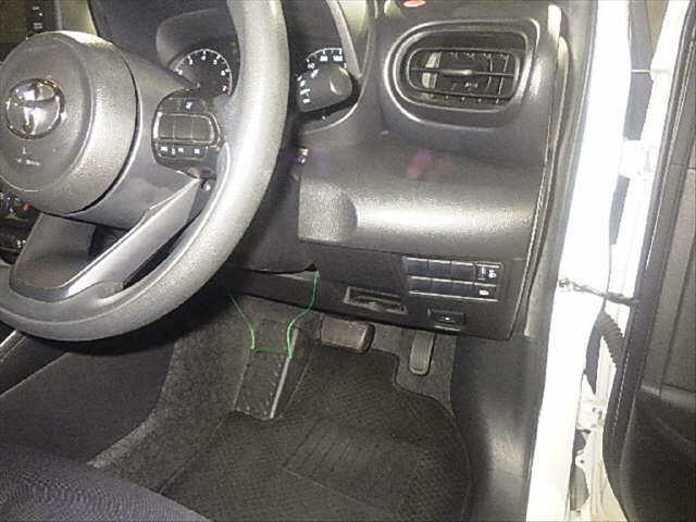 TOYOTA YARIS 2021