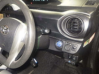 TOYOTA AQUA 2014