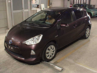 TOYOTA AQUA 2014